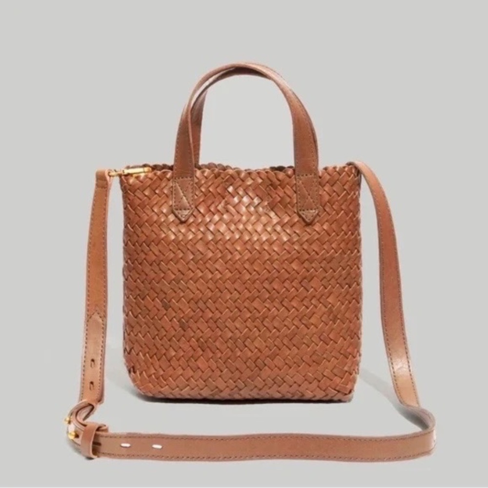 Madewell Woven Crossbody Bag in Tan